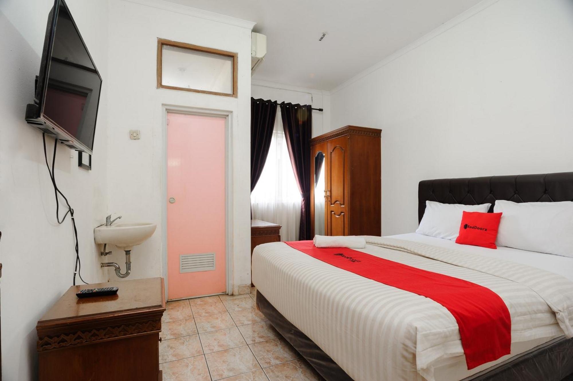Reddoorz Syariah Near Aeon Mall Tanjung Barat Jakarta Exteriör bild