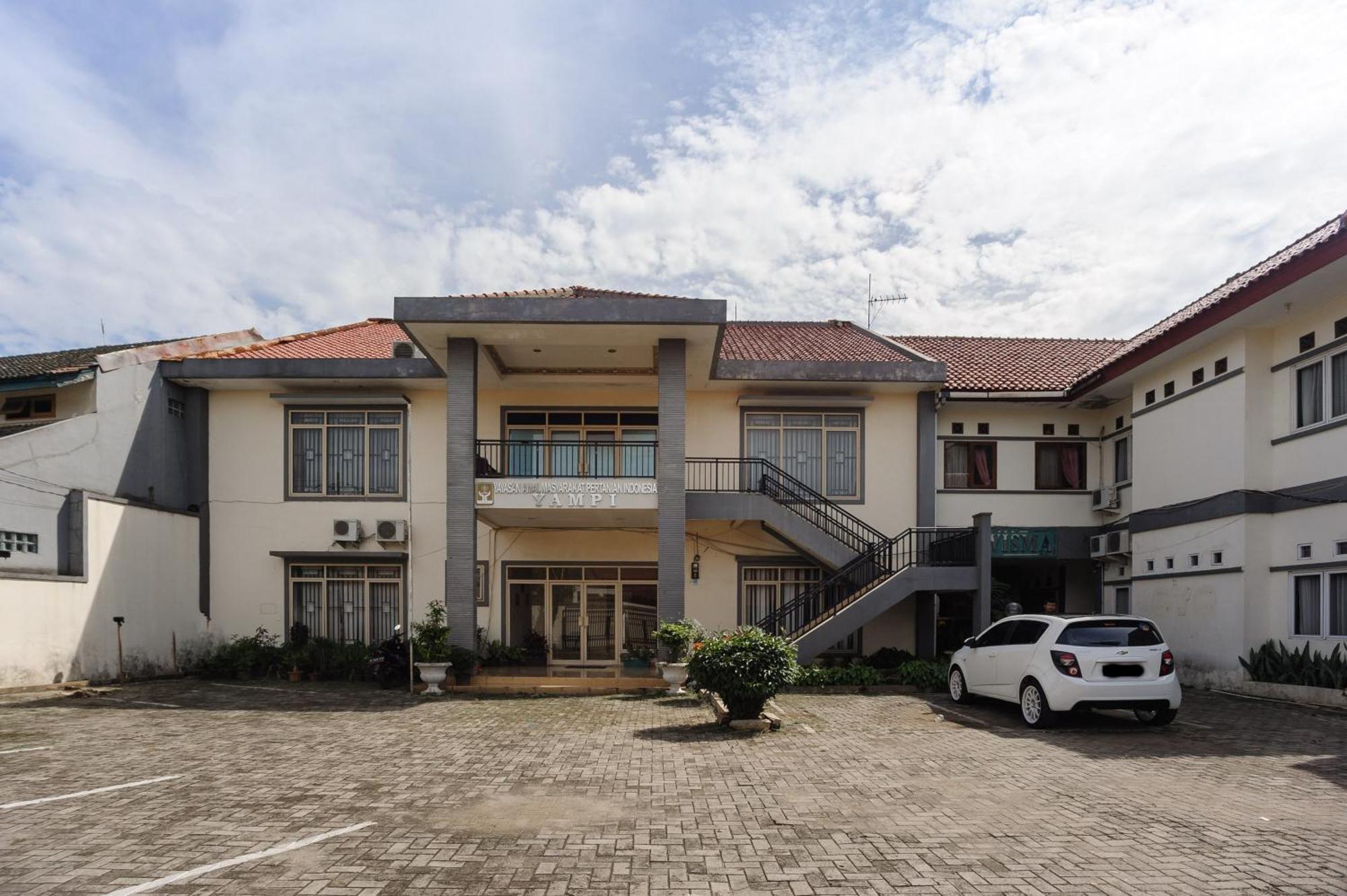 Reddoorz Syariah Near Aeon Mall Tanjung Barat Jakarta Exteriör bild