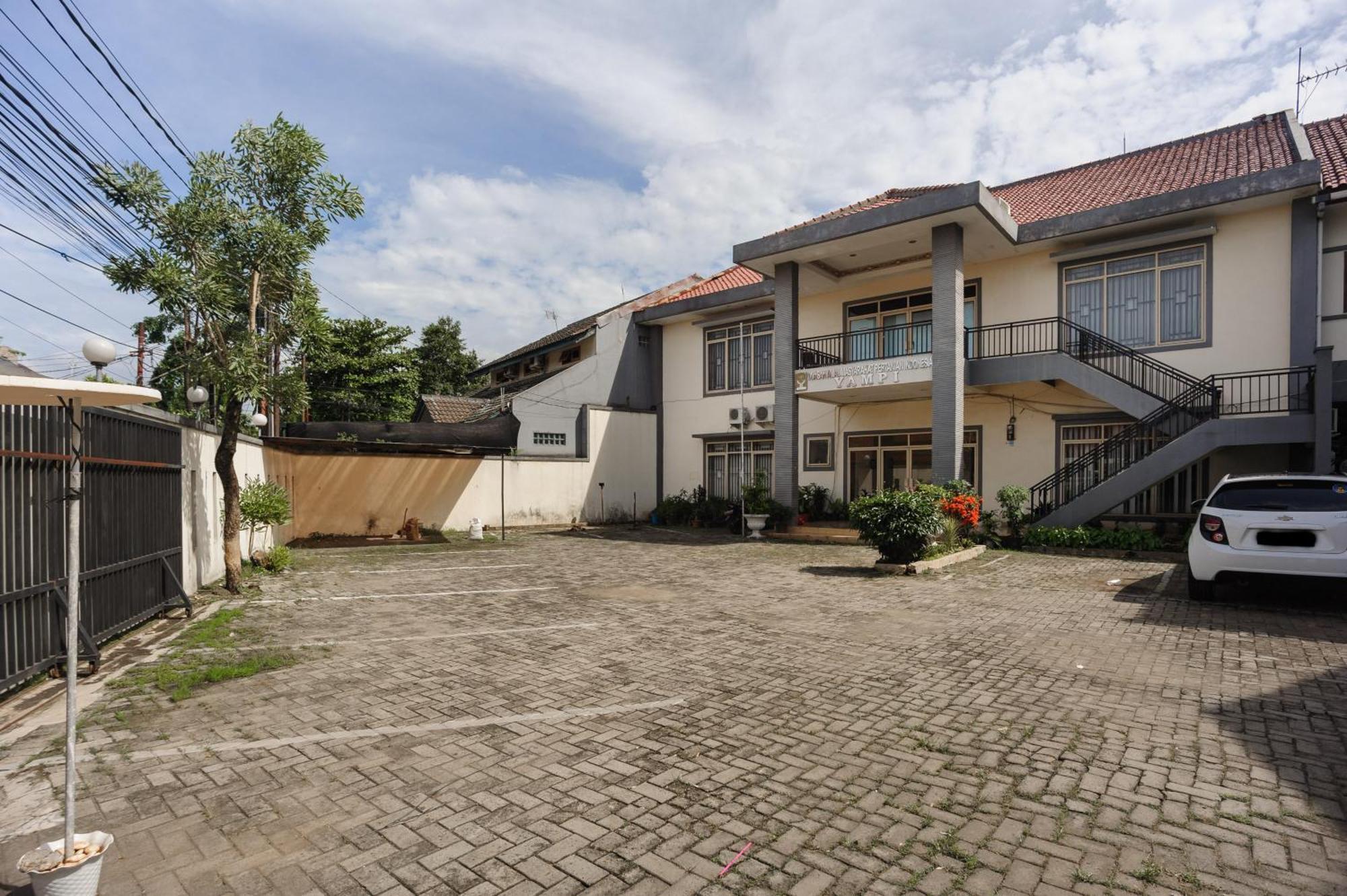 Reddoorz Syariah Near Aeon Mall Tanjung Barat Jakarta Exteriör bild